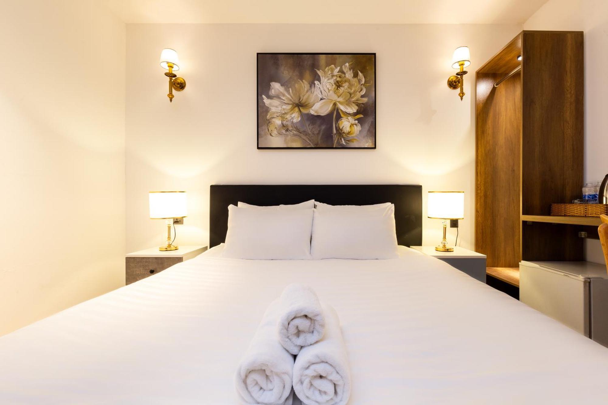 The Grand Apec Hotel & Spa Hô Chi Minh-Ville Extérieur photo